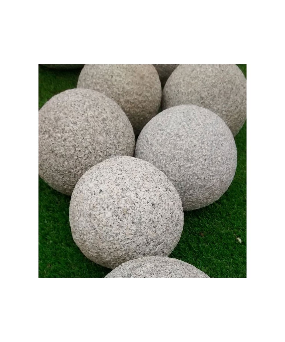 Boule Bouchardée en granit