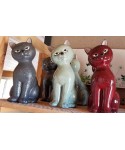 Statue Mister chat en terre cuite émaillée, disponible en 3 coloris.